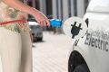 Prezes Bosch: Elektryfikacja zwiększy atrakcyjność silników spalinowych