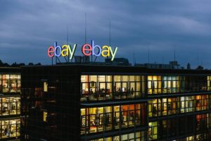 Co czwarty sprzedawca na eBay w Polsce handluje częściami samochodowymi
