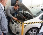 Diagnostyka i naprawa pojazdów elektrycznych - problemy branży
