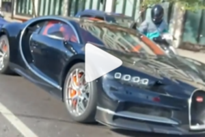 Bugatti Chiron zaatakowane młotkiem na ulicach Londynu [FILM]