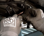 Rozwiązania febi bilstein: wymiana silnika napędu wycieraczki tylnej w Audi A4 Avant [FILM]