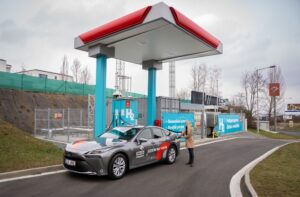 Czy na polskich stacjach Orlen pojawią się e-paliwa, znane jako paliwa syntetyczne?