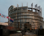 Parlament Europejski przyjął ogólnoeuropejską Klauzulę Napraw. Co się z tym wiąże?